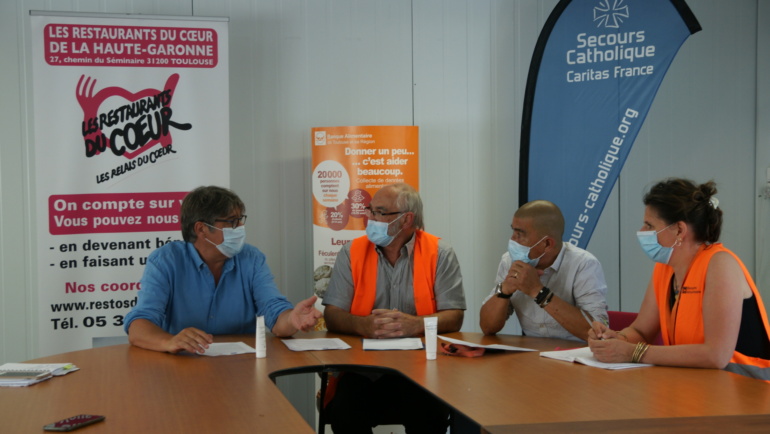 Pas de trêve pour la précarité